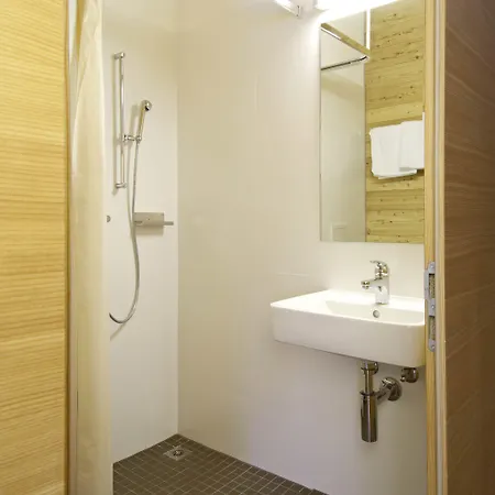 Youth ホステル *