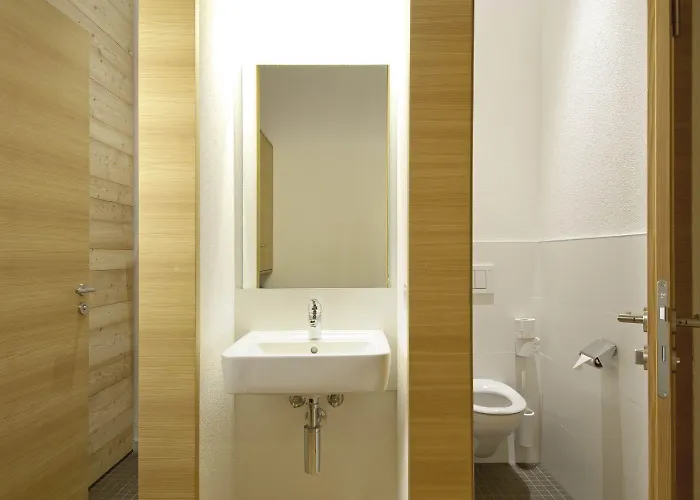 Scuol Youth Hostel *